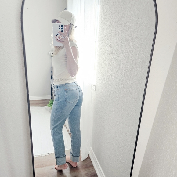 Judy Blue HR Cuffed Jeans No Distressing Vintage Wash Straight Regular Plus NEW - Picture 9 of 16